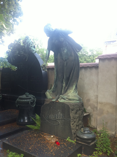 grave